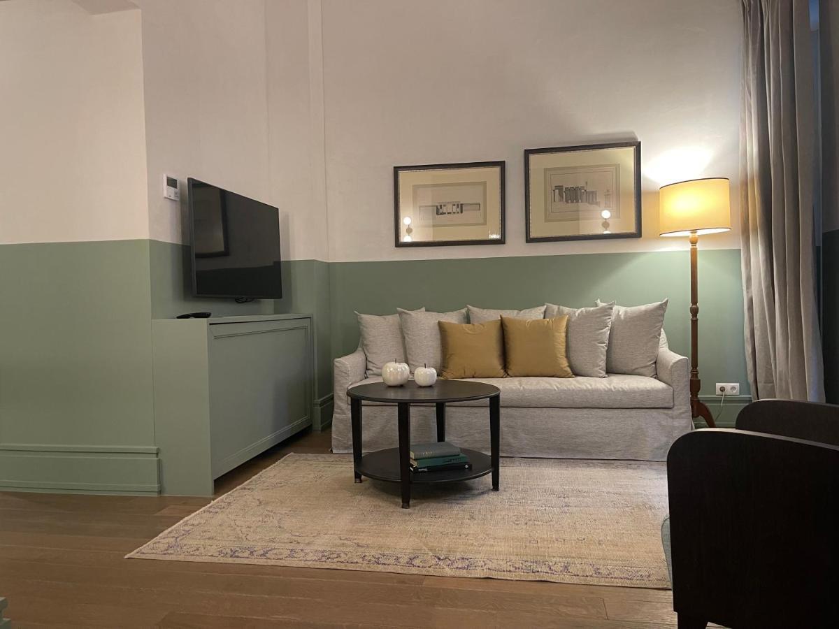 Athinaidos Quarters By K&K Apartment Атина Екстериор снимка