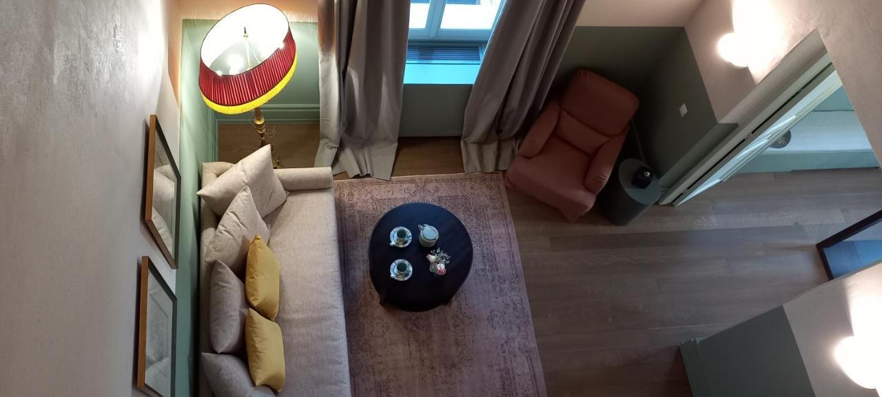 Athinaidos Quarters By K&K Apartment Атина Екстериор снимка